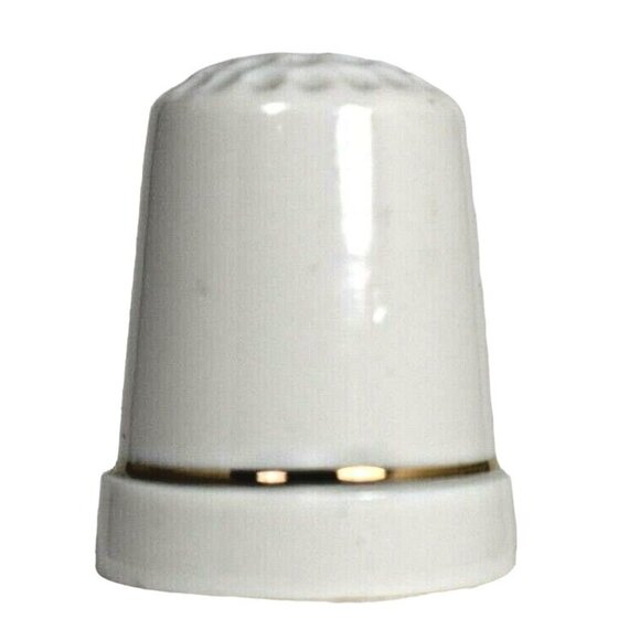 Equestrian Horse Riding Jockey Fox Hunt Vintage Porcelain Souvenir Thimble - Picture 3 of 5